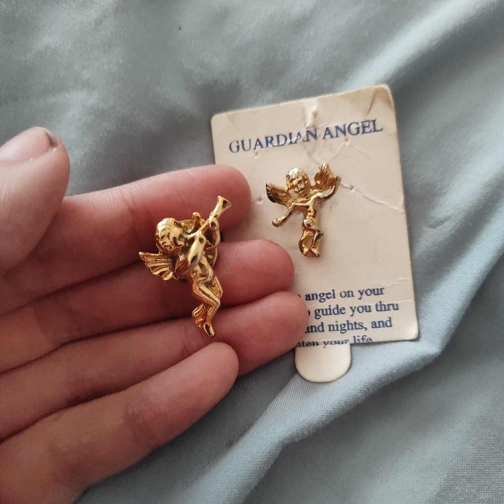 Angel pins